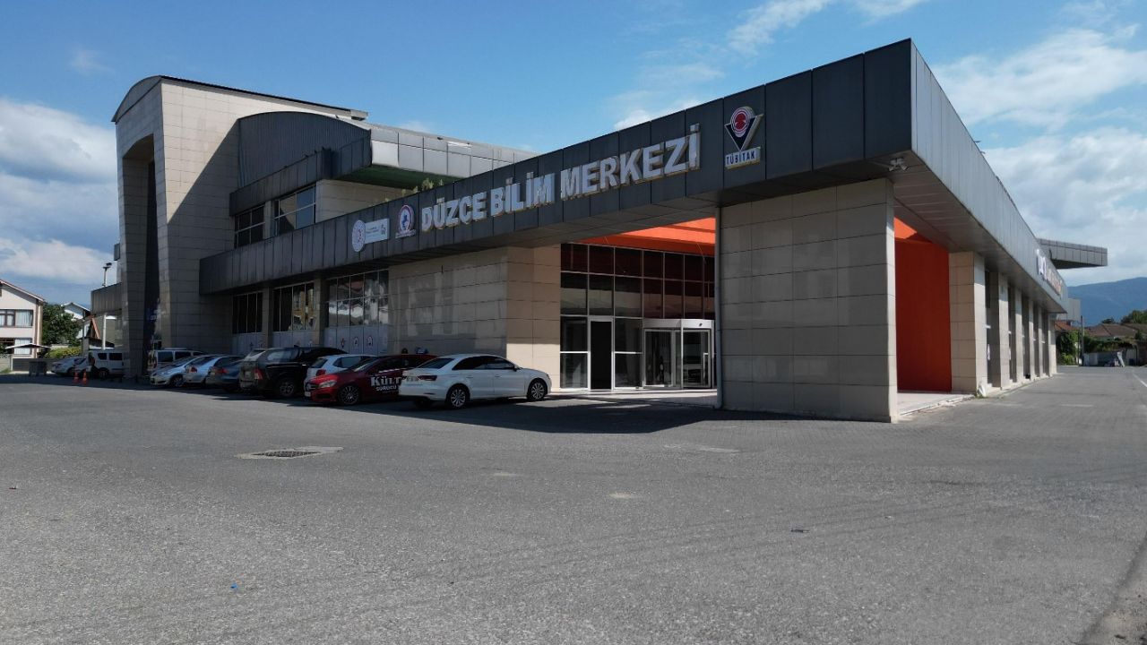 TÜBİTAK Yaz Akademisi Düzce Bilim Merkezi'nde Başlıyor