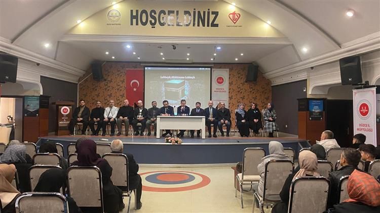 UMREYE GİDECEK 99 KİŞİYE SEMİNER DÜZENLENDİ