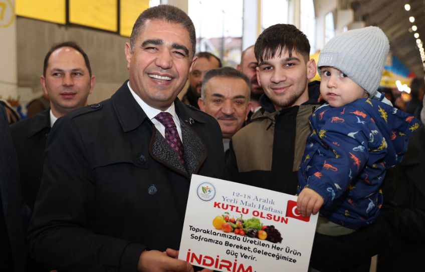 VALİ ASLAN'DAN YERLİ MALI HAFTASI'NA ÖZEL ZİYARET