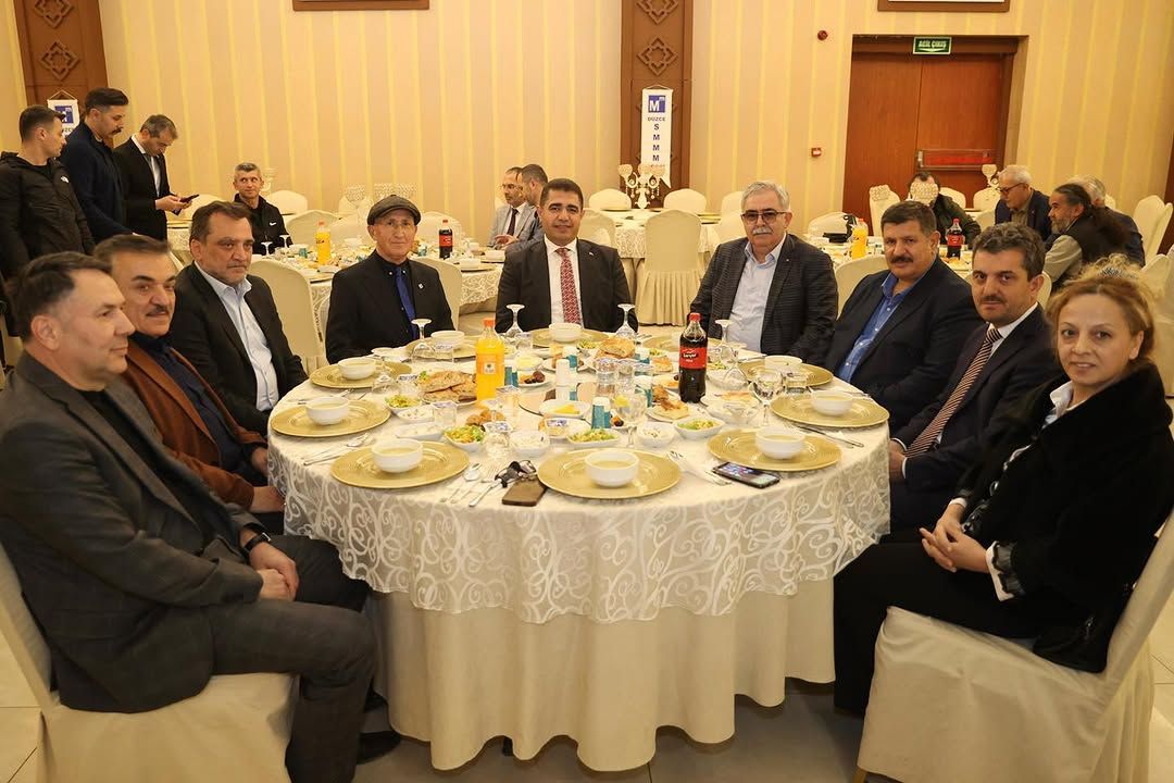 VALİ ASLAN, MUHASEBECİ VE MALI MÜŞAVİRLERLE İFTAR SOFRASINDA BULUŞTU