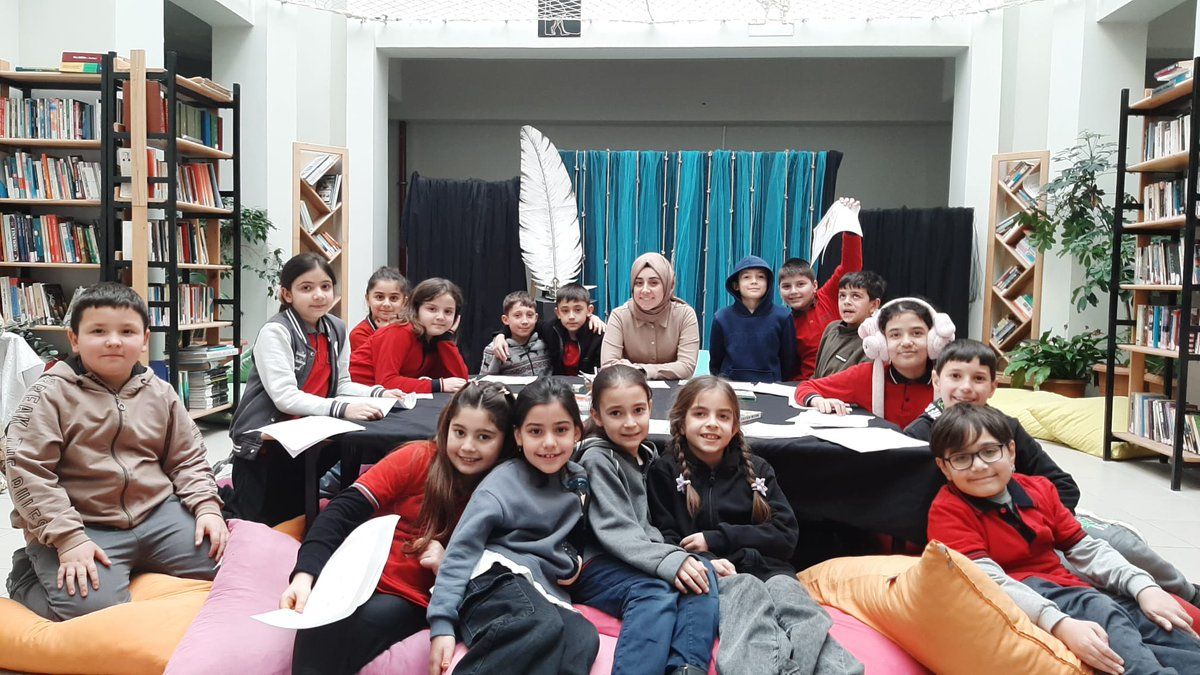 ''YAŞAYAN KÜTÜPHANE PROJESİ'' TÜM HIZIYLA DEVAM EDİYOR