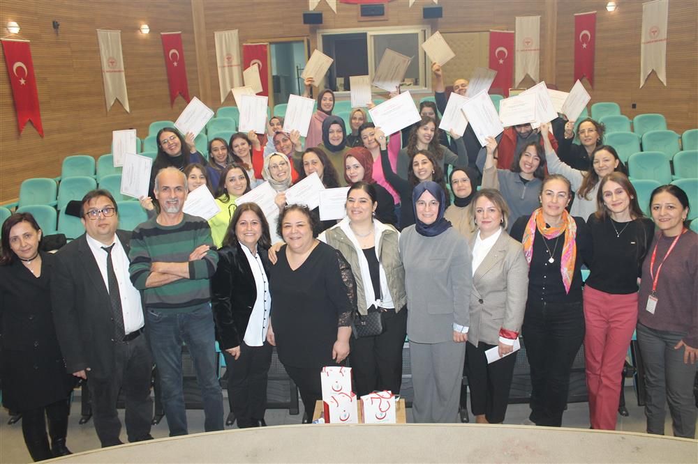 YENİDOĞAN CANLANDIRMA EĞİTİM PROGRAMI SERTİFİKA TÖRENİ İLE SONA ERDİ