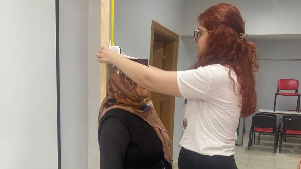 YIĞILCA'DA ''İDEAL KİLONU ÖĞREN, SAĞLIKLI YAŞA'' KAMPANYASI KAPSAMINDA STANT AÇILDI